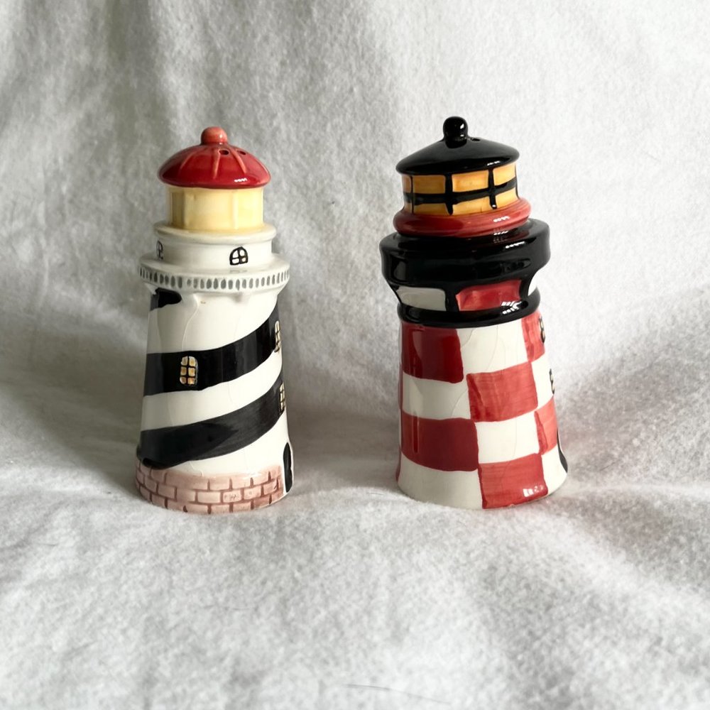 Lighthouse Salt and Pepper Shakers 4 ½” - Picture 2 of 5